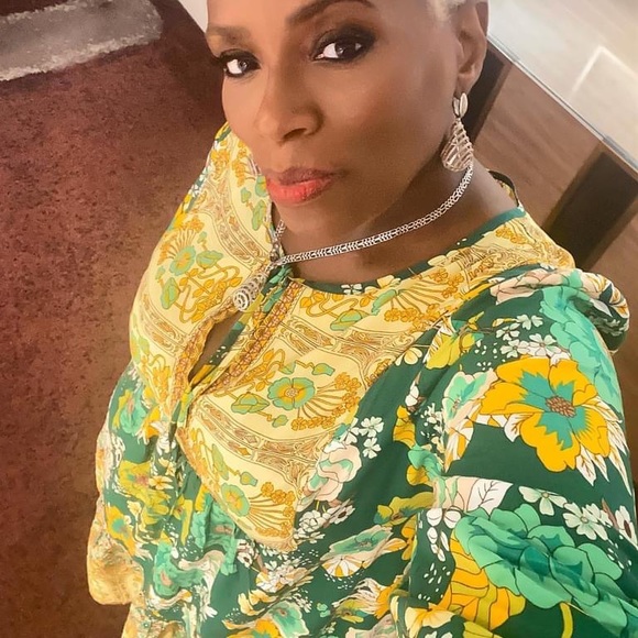 Green Floral dress - Picture 7 of 7